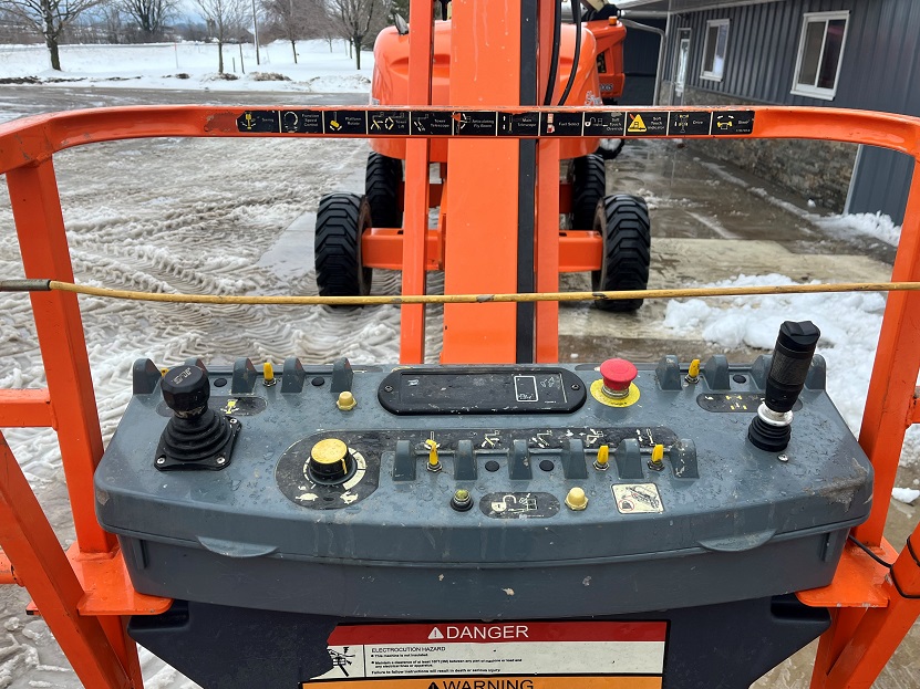 JLG 460SJ recon telehandler for sale