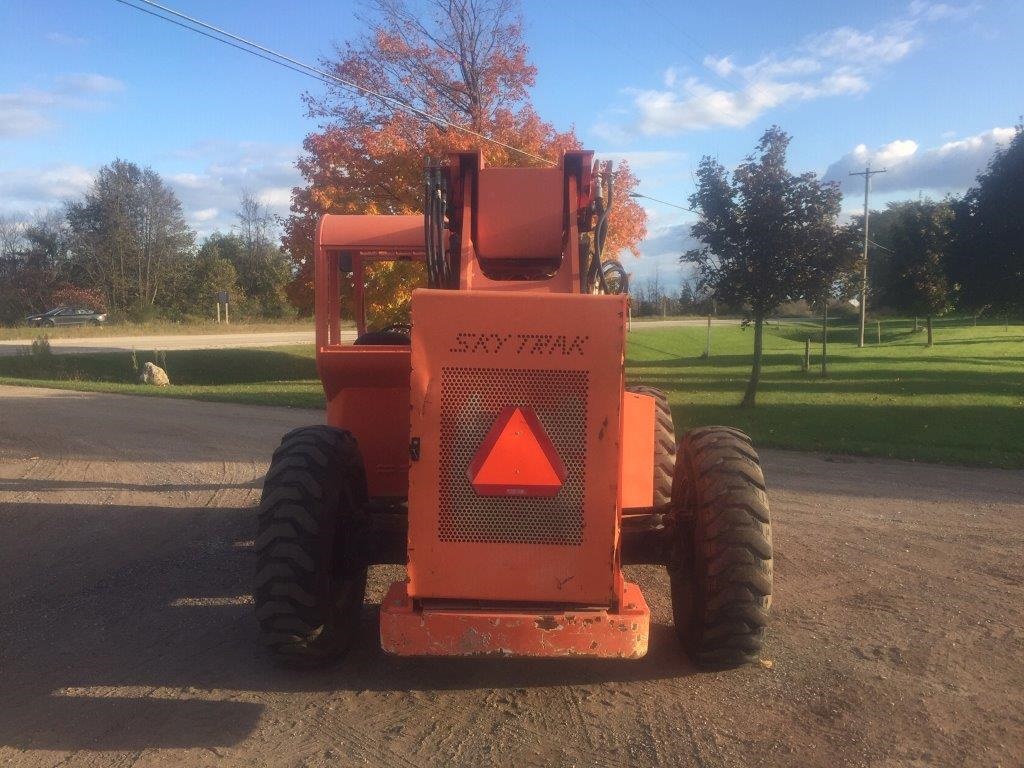Back View of 6036 JLG/Skytrak Telehandler Used 6036 Legacy JLG Skytrak Telehandler for Sale in Milwaukee