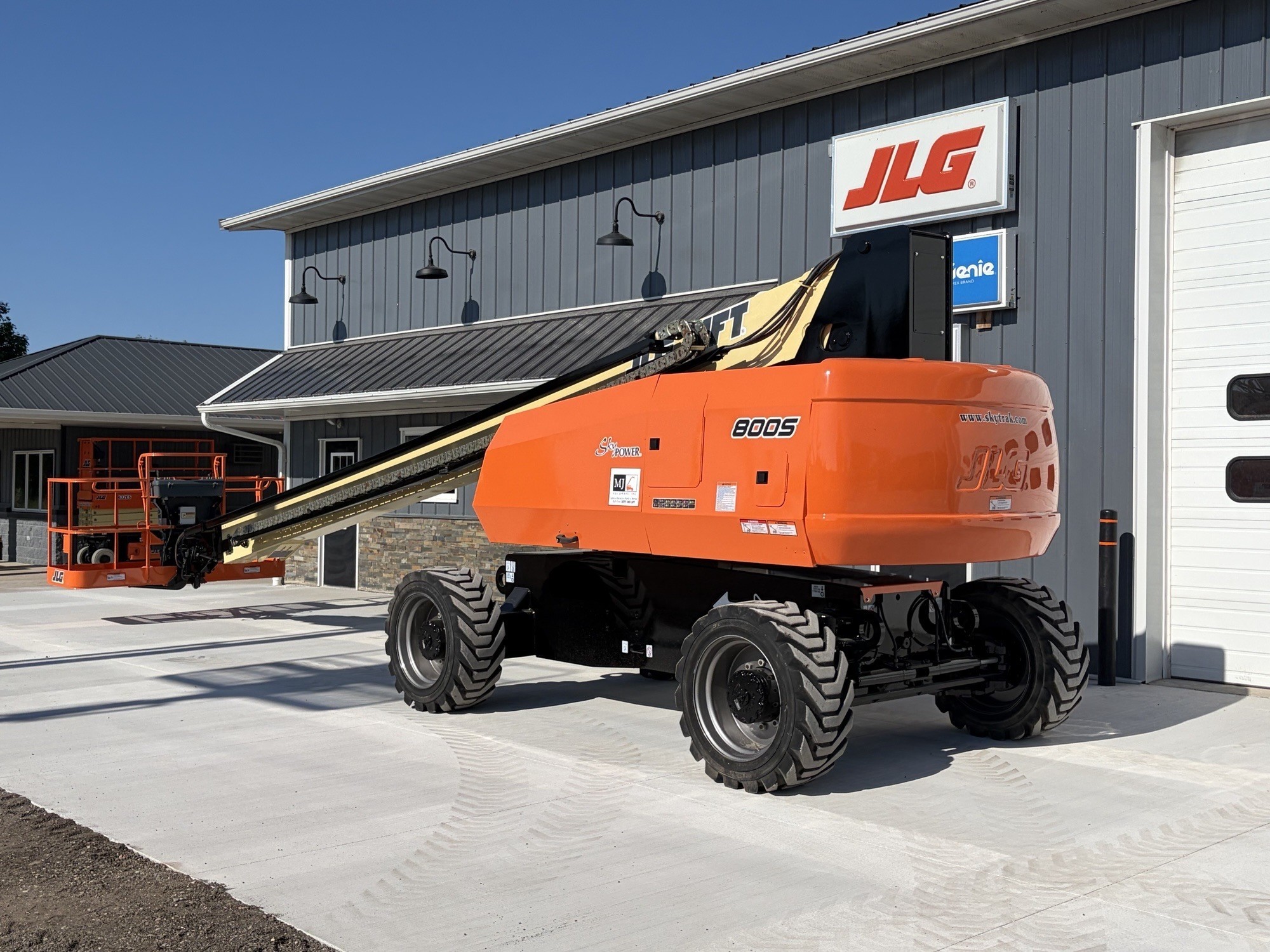 2016 JLG 800S Boom Lift rear view left
