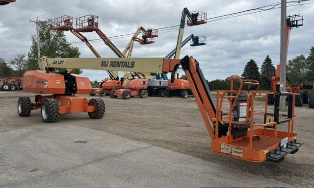 JLG 860SJ 2019 recon full side view