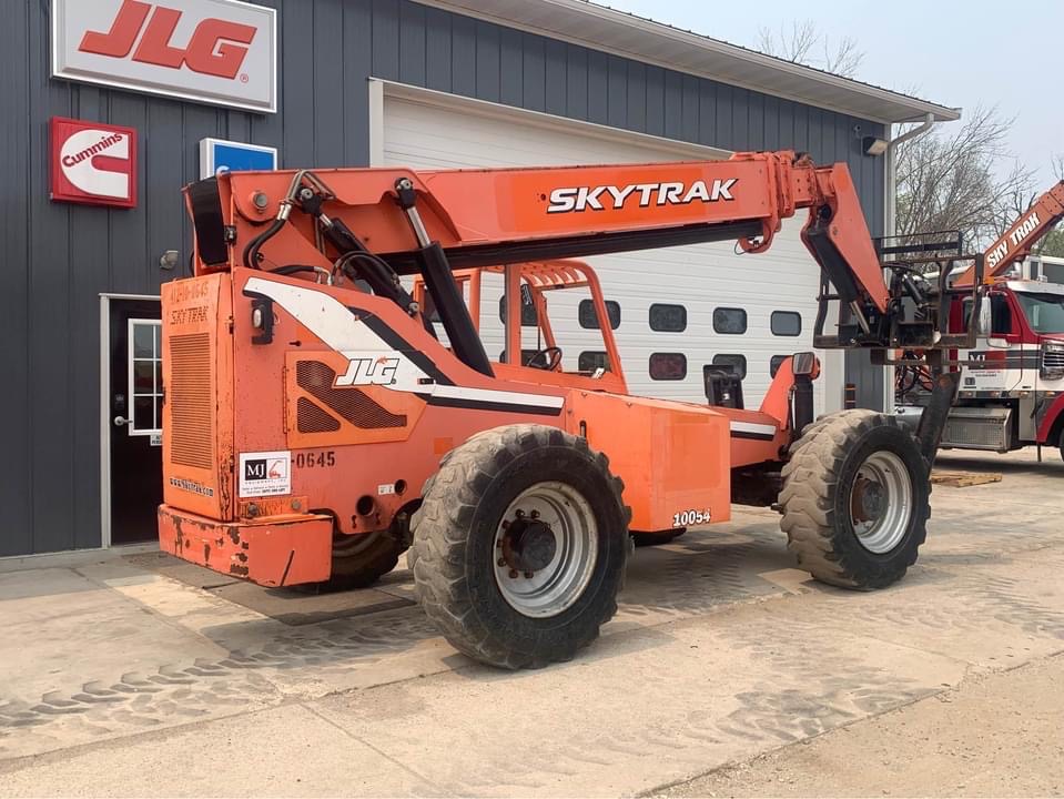 2012 Skytrak 10054 Telehandler Back