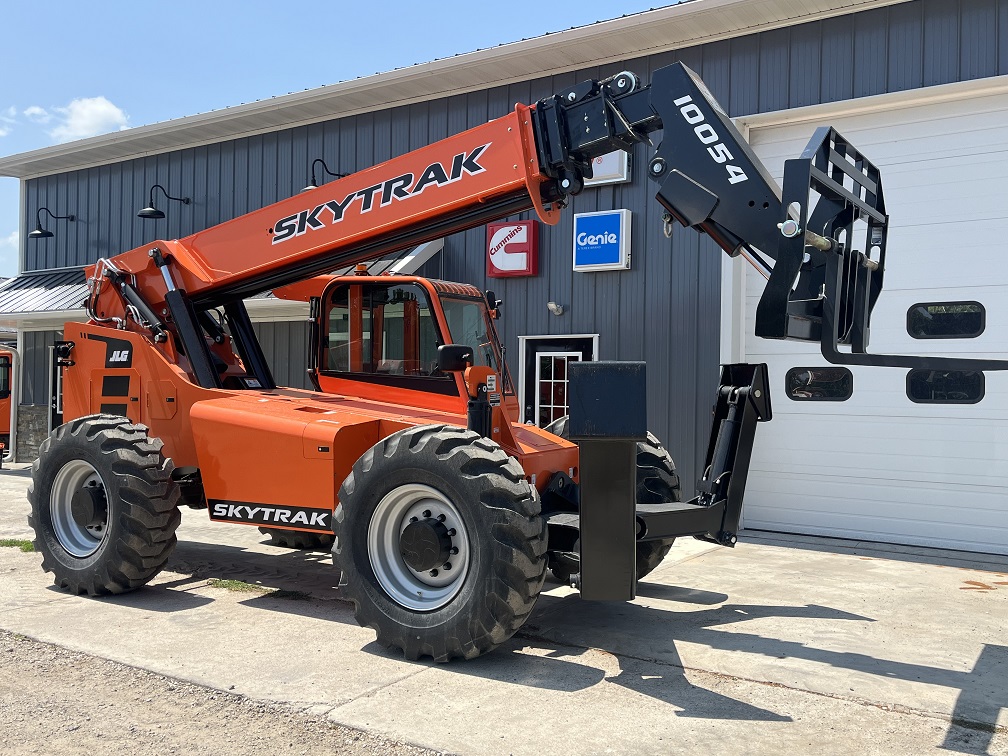 NEW 2023 SKYTRAK 10054 Telehandler Front NEW 2023 SKYTRAK 10054 Telehandler Front