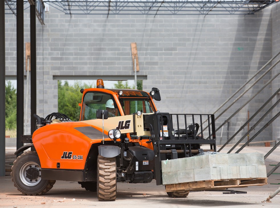 JLG telehandler G5-18A specs