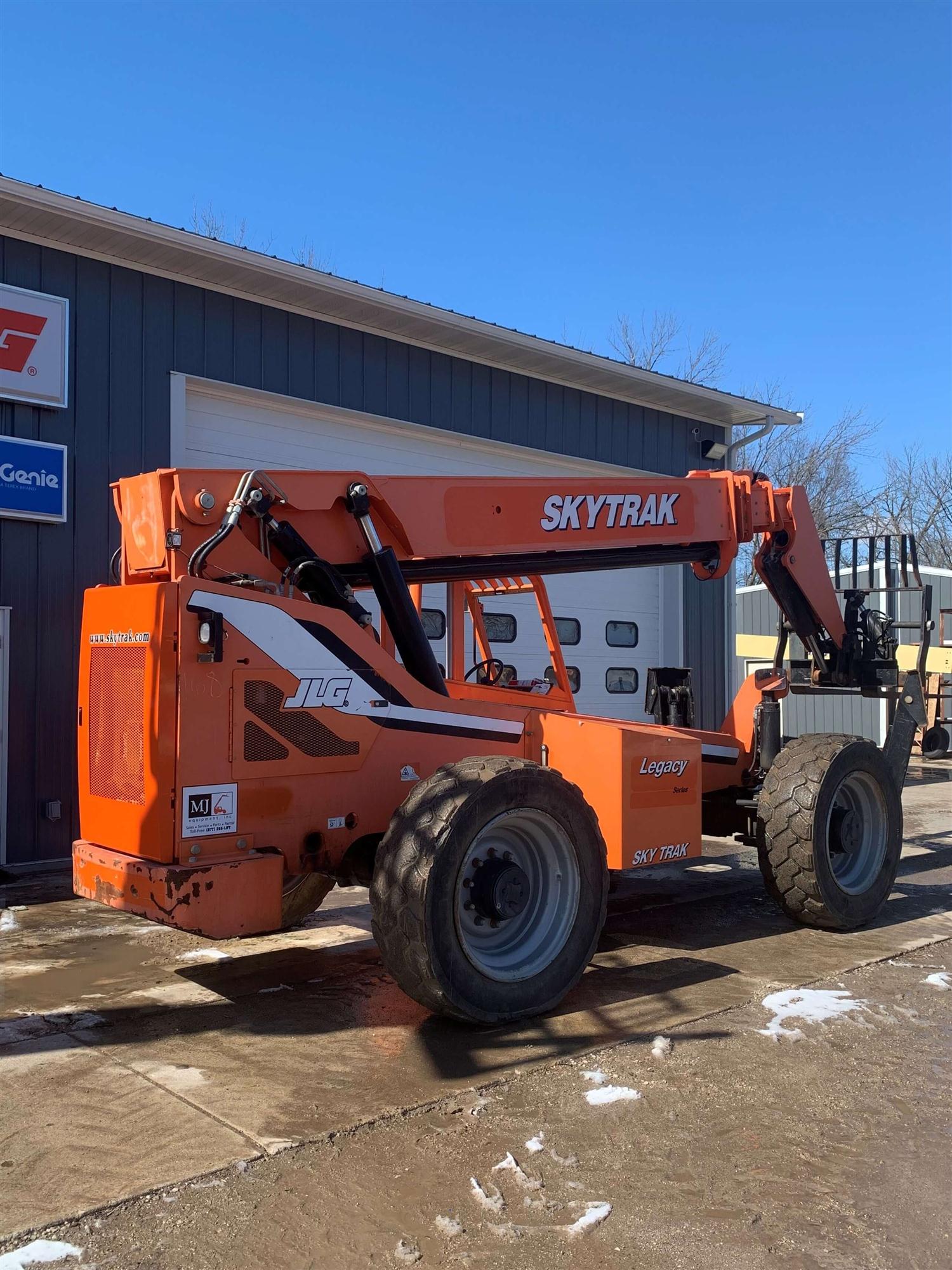 2014 Skytrak Model 10054 Back View 2014 Skytrak Model 10054 for sale