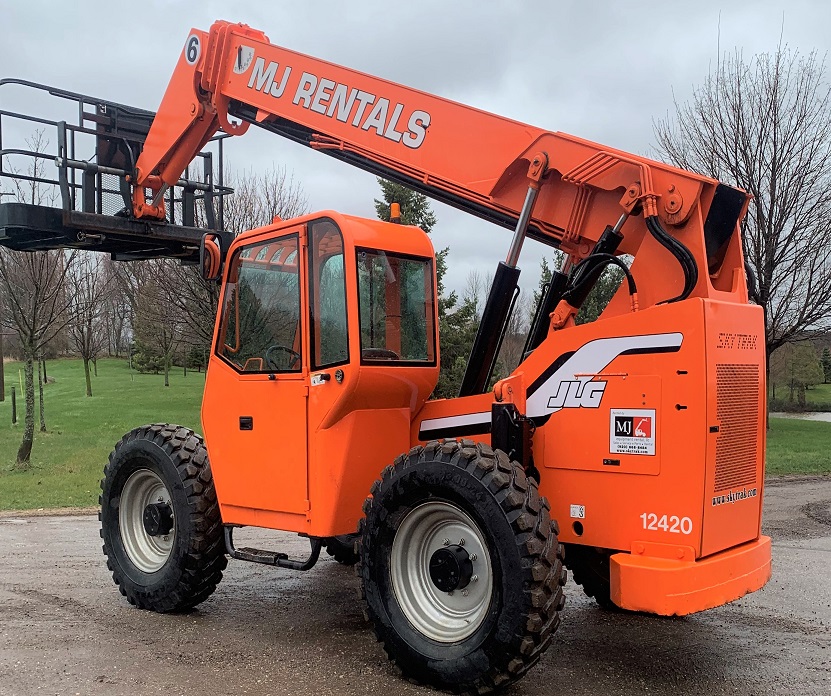 2005 Skytrak Telehandler 6042 For Sale in Southeast WI MJ Equipment