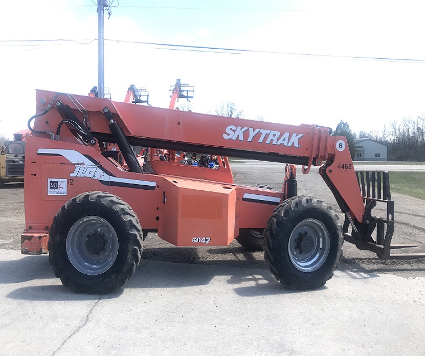 2008 Skytrak 6042 Side View Used 2008 Skytrak 6042 for Sale in WI