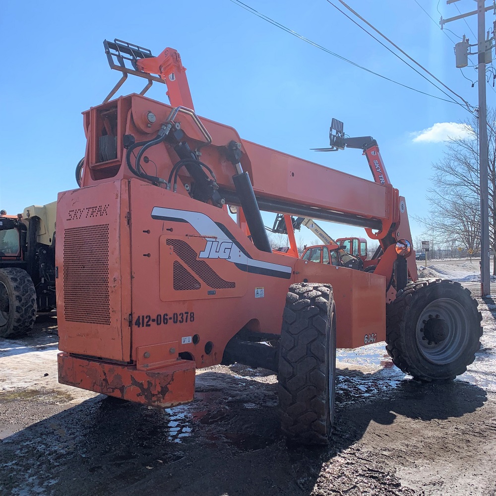 2013 JLG / Skytrack Telehandler 2013 JLG / Skytrack Telehandler 6042